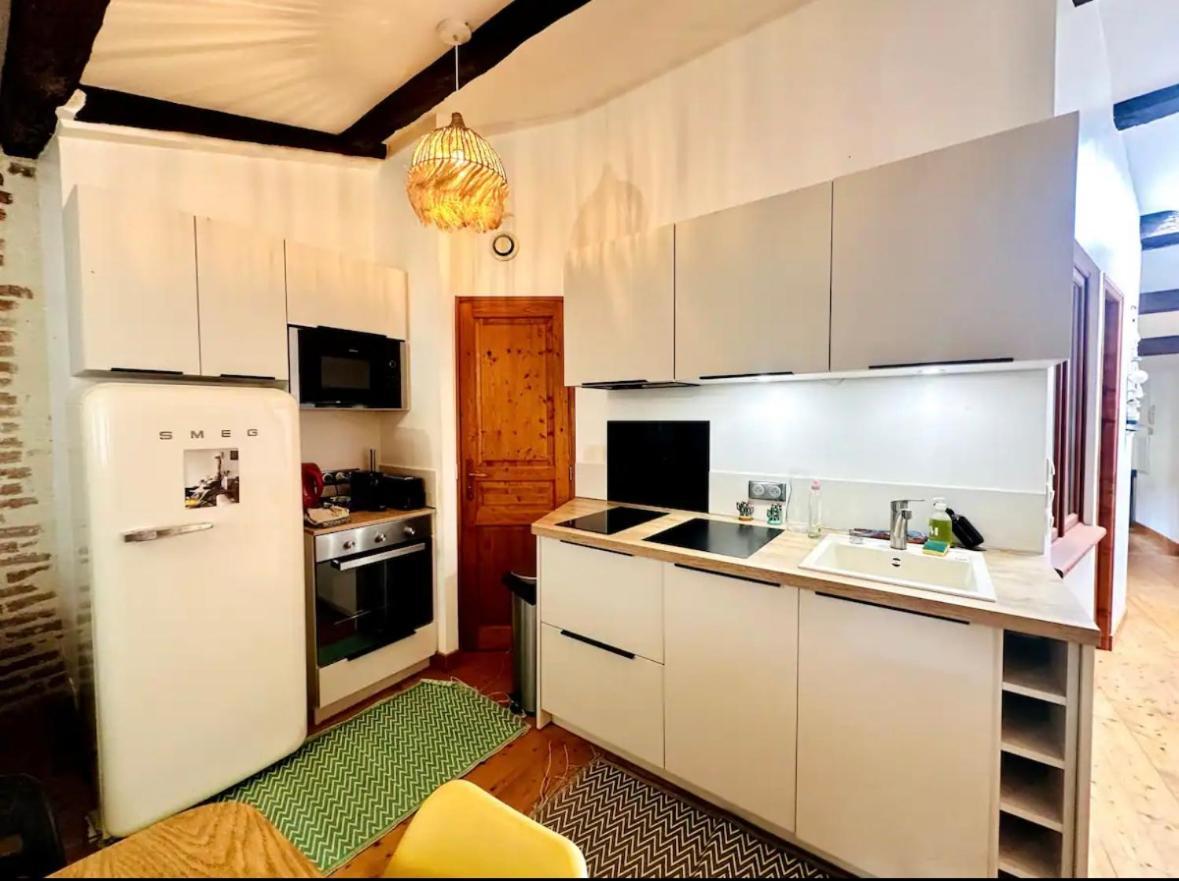 Appartement 3 Pieces Sur Le Vieux Port, Plein Centre 拉罗歇尔 外观 照片
