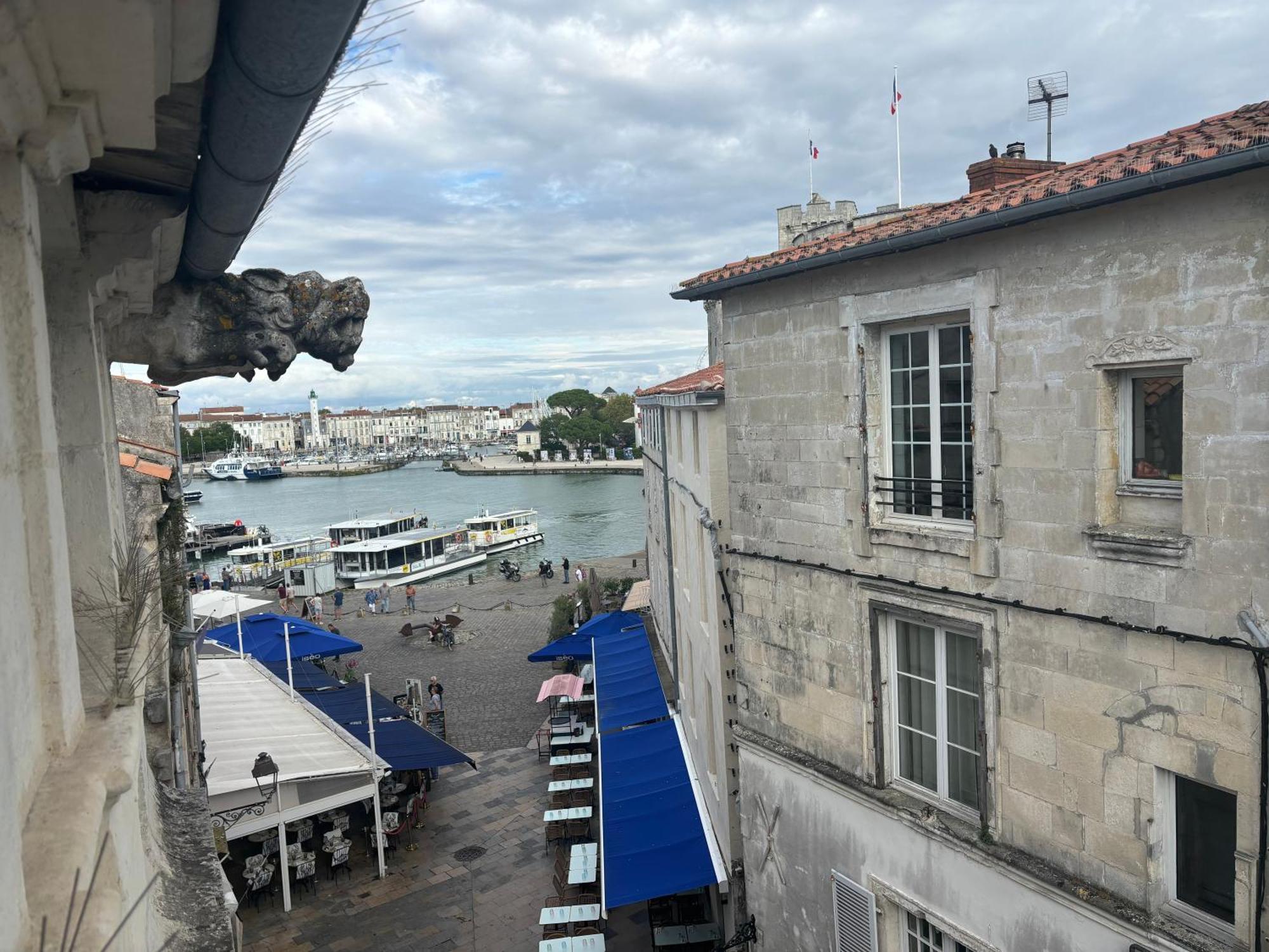 Appartement 3 Pieces Sur Le Vieux Port, Plein Centre 拉罗歇尔 外观 照片